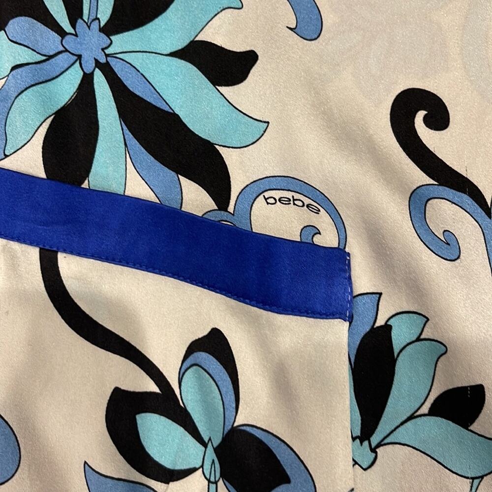 Bebe Boho Top Euc With Front Pockets - image 2